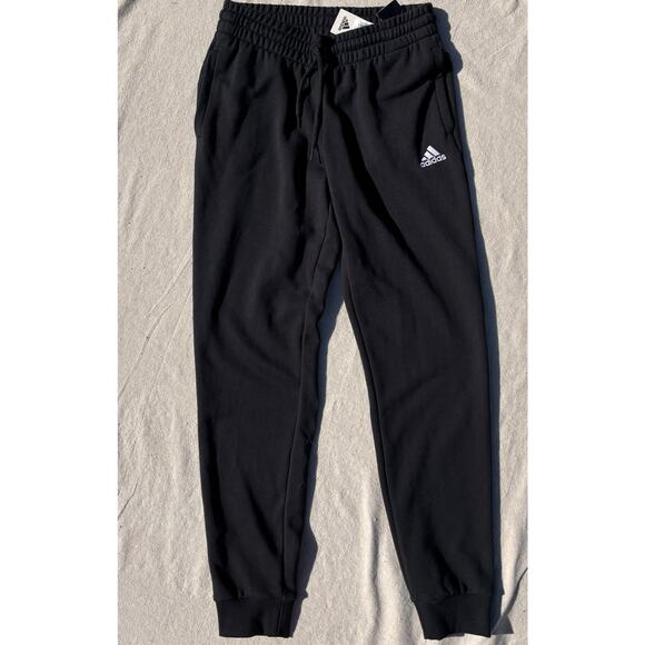 Adidas Black Classic Linear Logo Joggers Women's Size Small NWT Sweatpants - Picture 1 of 6